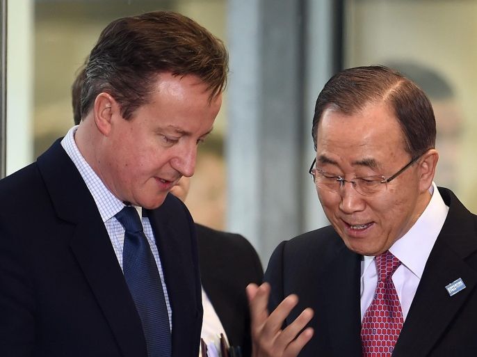 British Prime Minister David Cameron (L) with UN Secretary General Ban Ki-moon at the Syria Conference in London, Britain, 04 February 2016. Britain and the four other co-hosts of an international donors conference - Germany, Norway, Kuwait and the United Nations - hope participants will pledge about 9 billion dollars to help 13.5 million people in Syria and 4.4 million refugees in neighbouring states.
