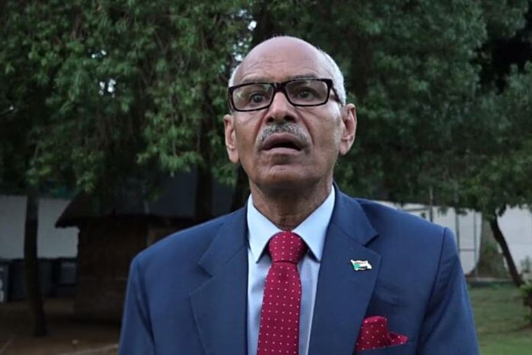 وزير الخارجية السوداني الجديد حسين عوض