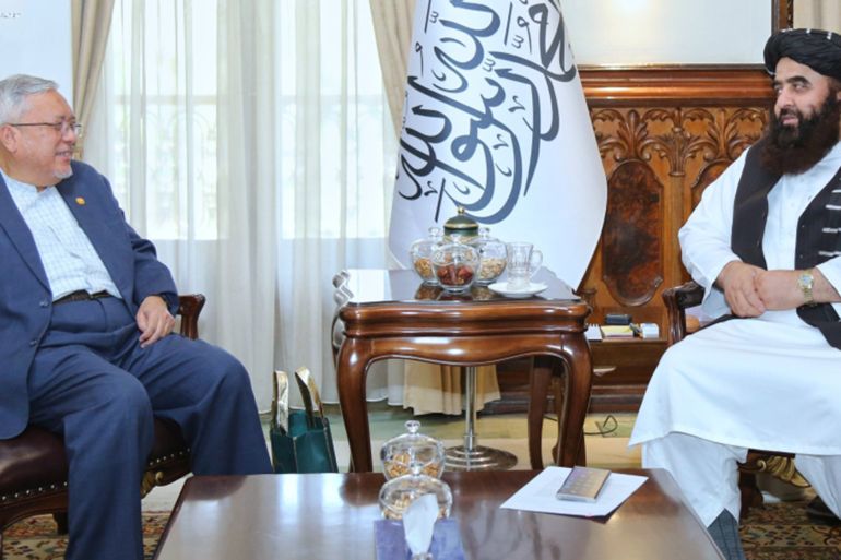 وزير الداخلية الأفغاني سراج الدين حقاني التقى بوفد ماليزي في العاصمة كابل. المصدر: الخارجية الافغانية